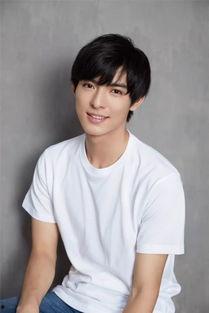 王皓轩生活照,揭秘明星日常风采  第1张