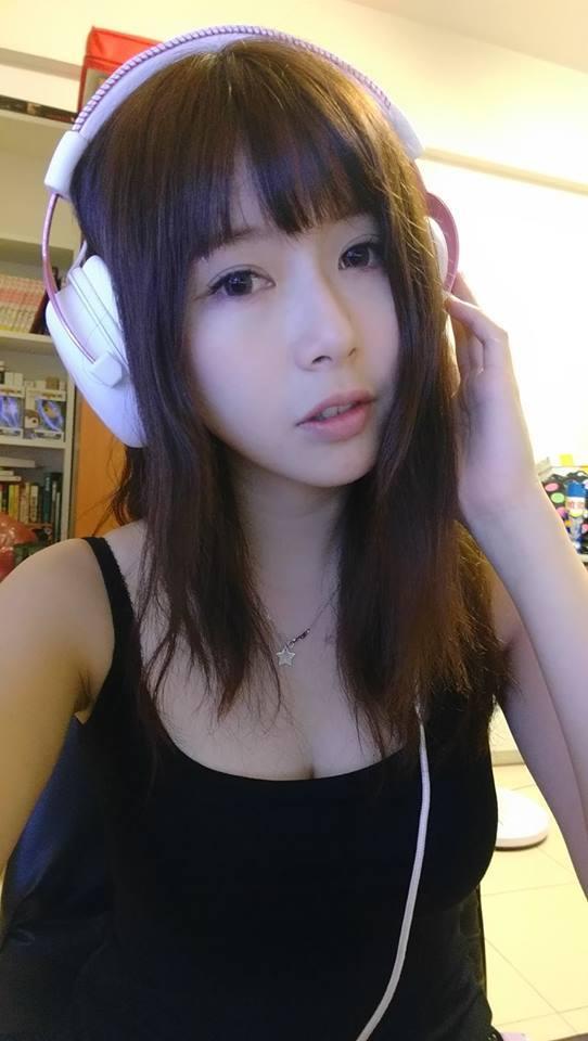 台湾美女主播播播放,魅力四溢的直播瞬间  第1张