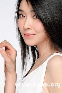 演员陈丽娜照片,光影交织下的美丽演绎 第2张 演员陈丽娜照片,光影交织下的美丽演绎 第2张