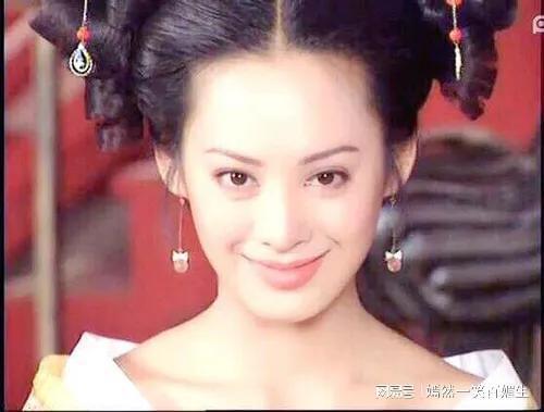 电影演员宁静生活照,揭秘电影演员的低调生活瞬间  第1张