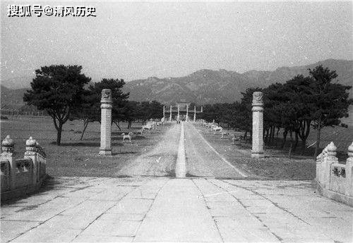 乾隆墓照片,揭秘清代帝王陵墓的神秘面纱 第1张 乾隆墓照片,揭秘清代帝王陵墓的神秘面纱 第1张